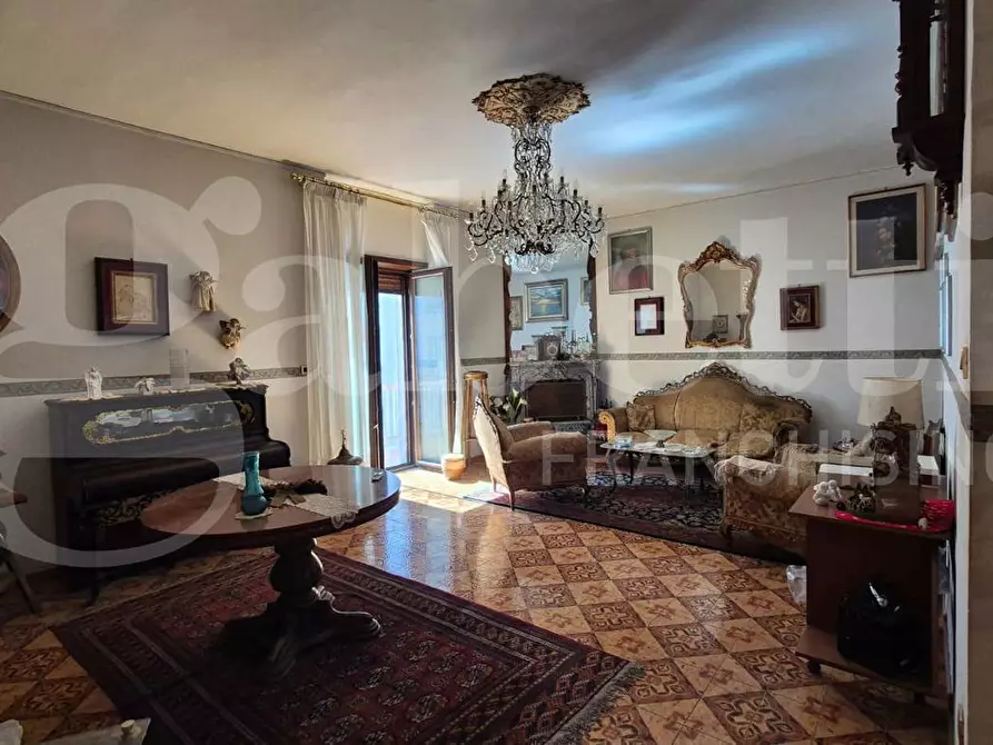 Immagine 4 di Appartamento in vendita  in Corso Umberto I, 68 a Torre Annunziata