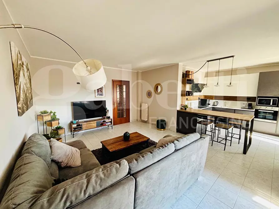 Immagine 1 di Appartamento in vendita  in Via Marconi, 11 a Orbassano