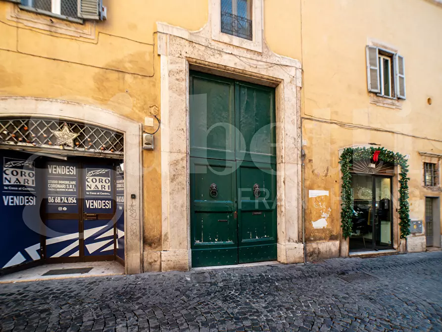 Immagine 3 di Appartamento in vendita  in Via di Parione, 17 a Roma