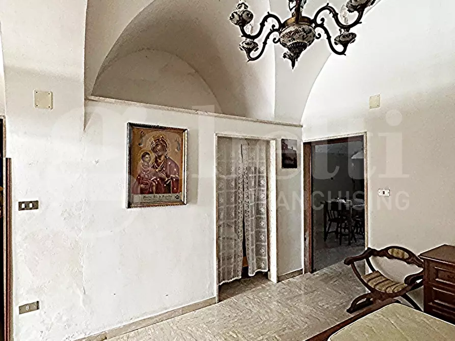 Immagine 6 di Appartamento in vendita  in Via Giuseppe Mazzini, 104 a Mola Di Bari