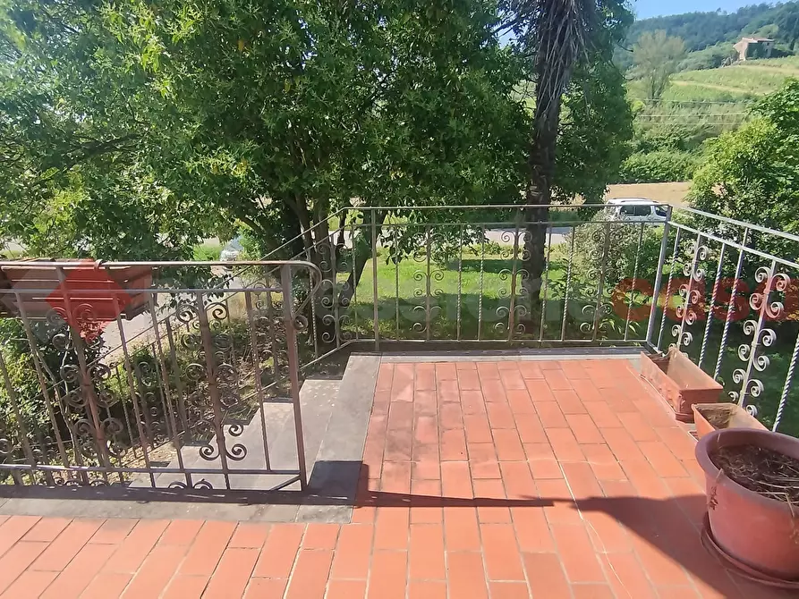 Immagine 5 di Villa in vendita  in Via di Moriano, 10 a Lucca