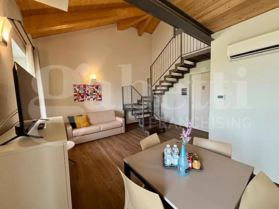 Immagine 22 di Rustico / casale in vendita  in Via Agostino Morando a Roddi