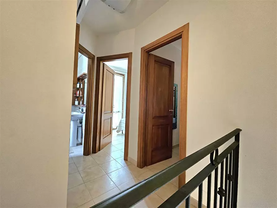 Immagine 9 di Villetta a schiera in vendita  in Via FIVIZZANO, 1 a Massa