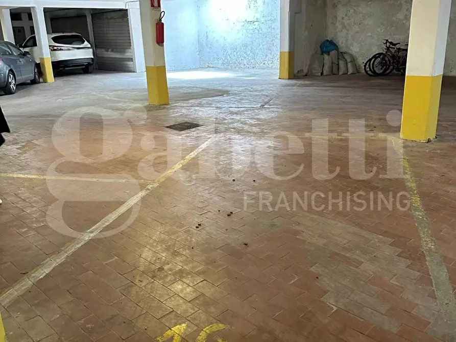 Immagine 36 di Casa trifamiliare in vendita  in Via lungomare tor san lorenzo, 57 a Ardea