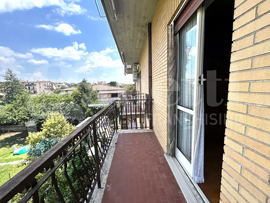 Immagine 30 di Appartamento in vendita  in Via Civitacampomarano, 68 a Roma