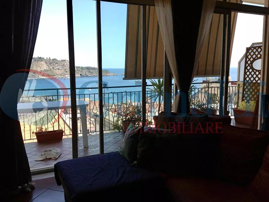 Immagine 15 di Appartamento in vendita  in Via Ortogrande, 67 a Giardini-Naxos