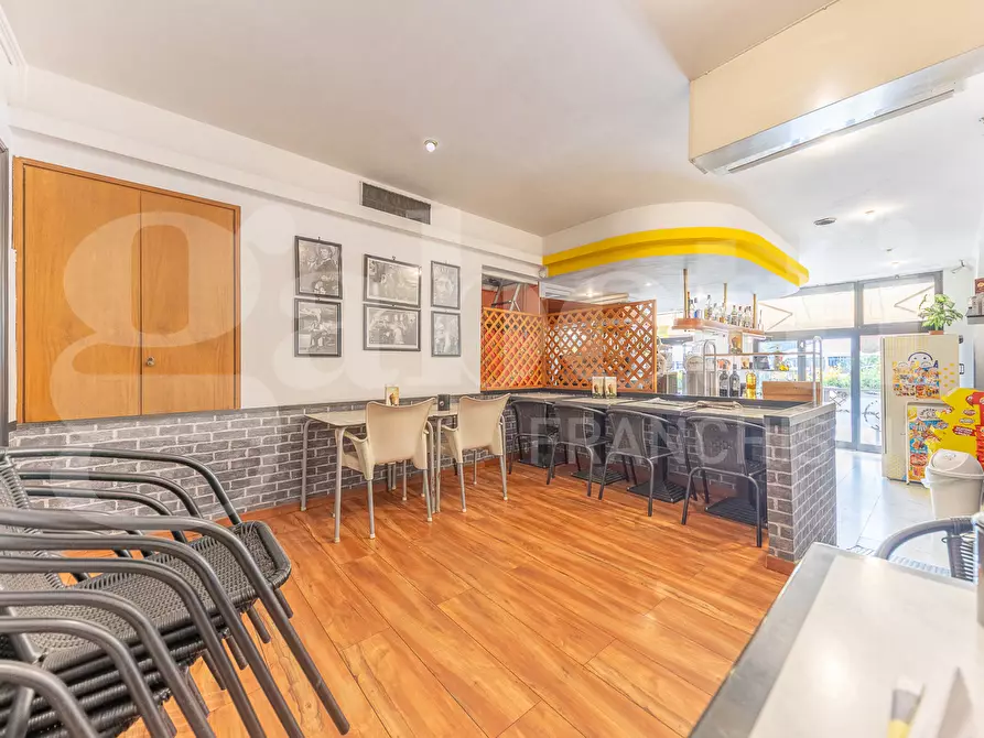 Immagine 3 di Bar / Ristorante in vendita  in Via Cogoleto a Roma