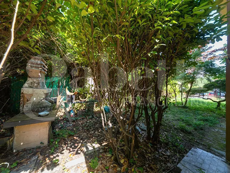 Immagine 40 di Villa in vendita  in Via Manara, 46 a Lesmo