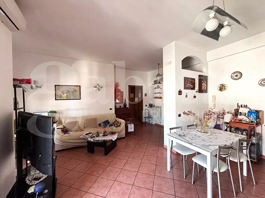 Immagine 8 di Appartamento in vendita  in Via Pietro Giannone a Napoli
