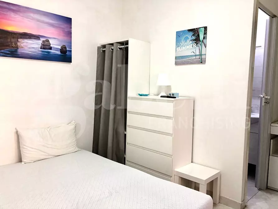 Immagine 9 di Palazzo in vendita  in Via Indipendenza, 352 a Gaeta