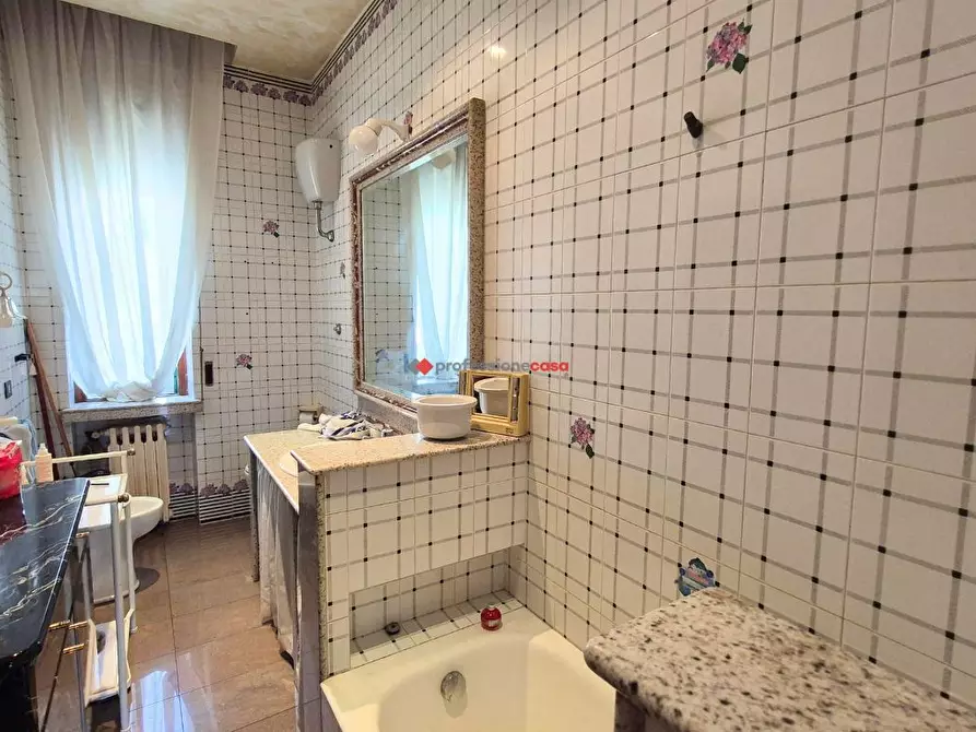 Immagine 11 di Appartamento in vendita  in Via Alessandro Volta, 5 a Foggia