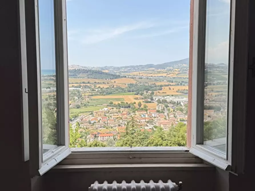 Immagine 5 di Appartamento in vendita  in Corso traiano boccalini, 0 a Loreto