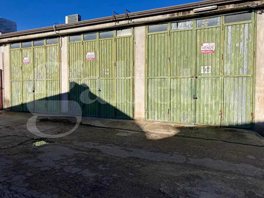 Immagine 11 di Box auto in vendita  in Via San Severo a Torremaggiore