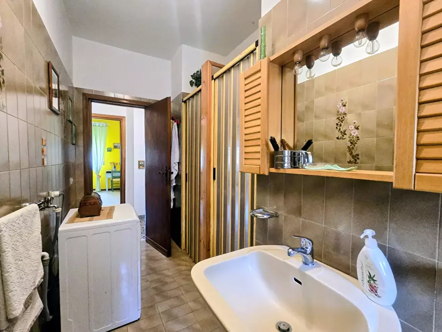 Immagine 39 di Appartamento in vendita  in Via Giuseppe di Vittorio, 71 a Colleferro