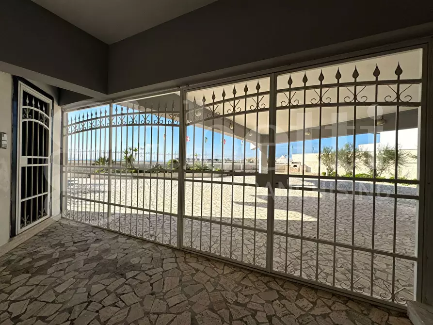 Immagine 3 di Appartamento in vendita  in Via dei cavalli marini, 108 a Ardea