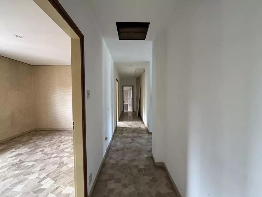 Immagine 16 di Appartamento in vendita  in Via dell'Angelo Custode, 19 a Bologna