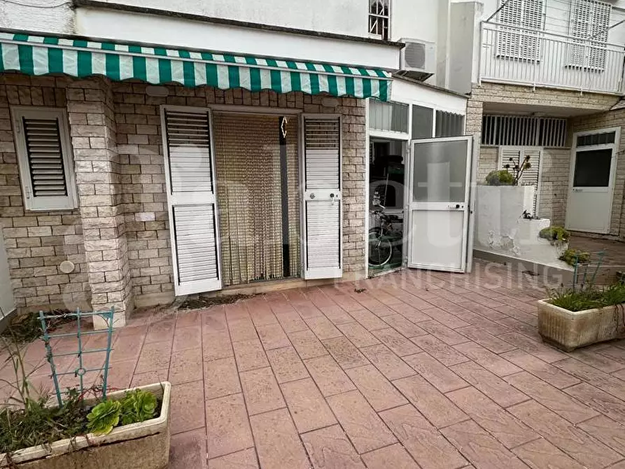 Immagine 9 di Casa indipendente in vendita  in Via del boschetto a Ostuni