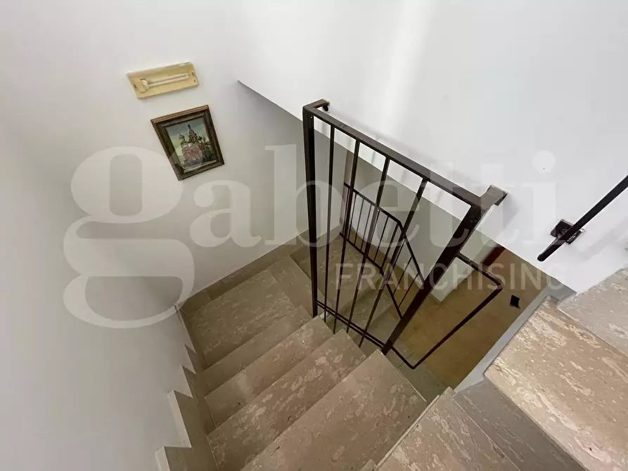 Immagine 11 di Appartamento in vendita  in Via Sant'Agostino, 19 a Gaeta