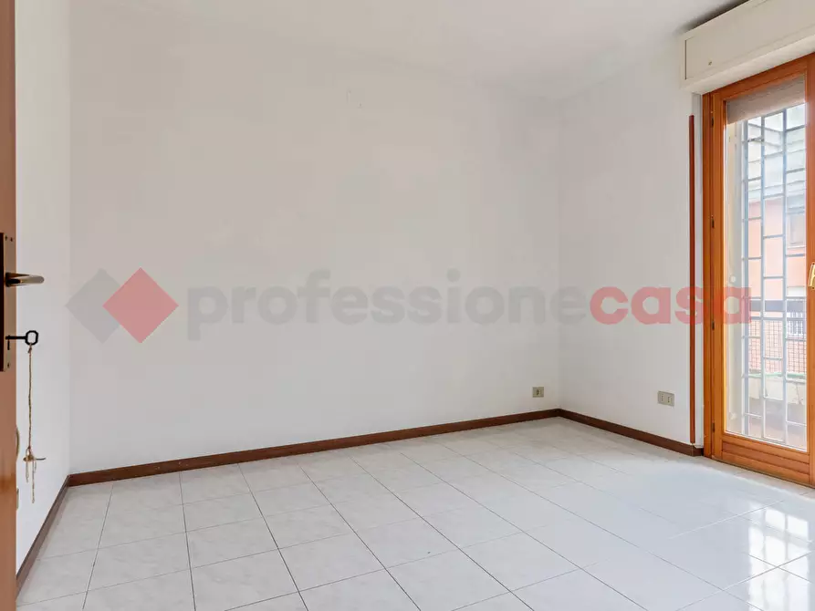 Immagine 29 di Appartamento in vendita  in Via Padre Elia Carosi a Roma