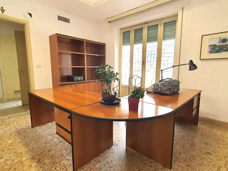 Immagine 1 di Ufficio in affitto  in Via Ciullo D'Alcamo, 17 a Palermo