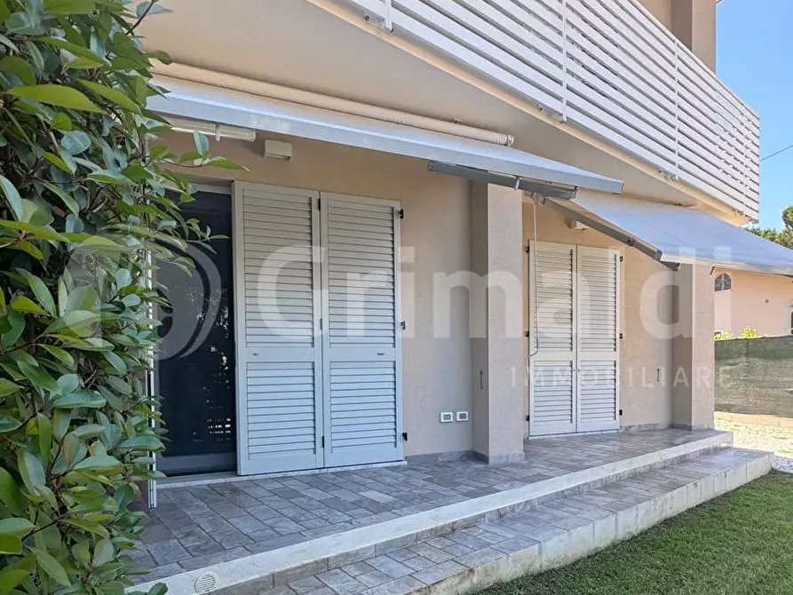 Immagine 19 di Appartamento in vendita  in Via G. MATTEOTTI, 1350 a Montignoso