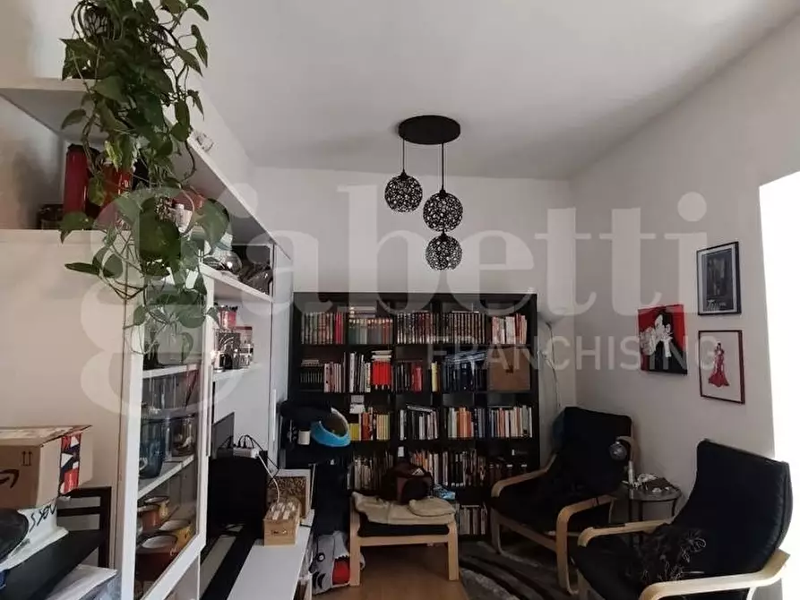 Immagine 1 di Appartamento in vendita  in Via delle Palme, 87 a Roma