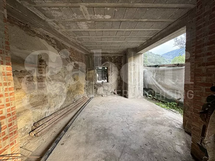 Immagine 4 di Rustico / casale in vendita  in Via cesare moncada, snc a Villafranca Tirrena