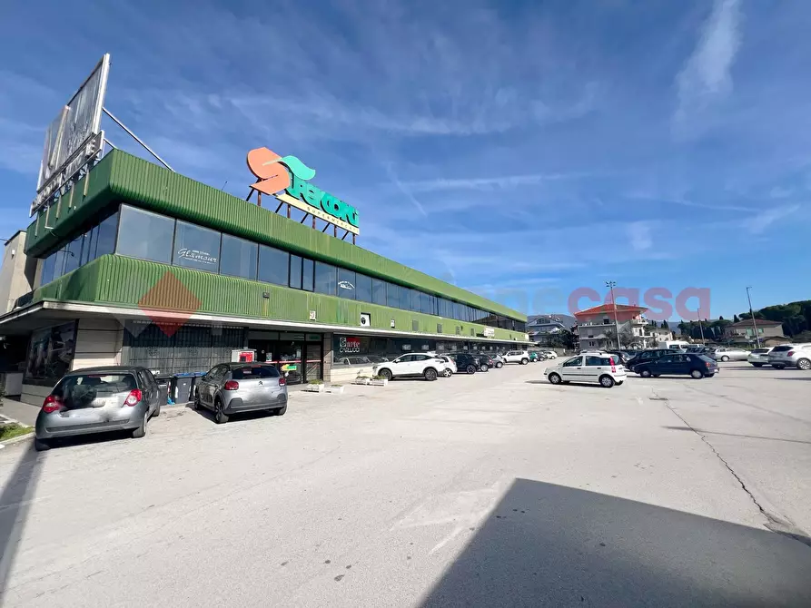 Immagine 2 di Attività commerciale in vendita  in Via micioccoli, snc a Rieti