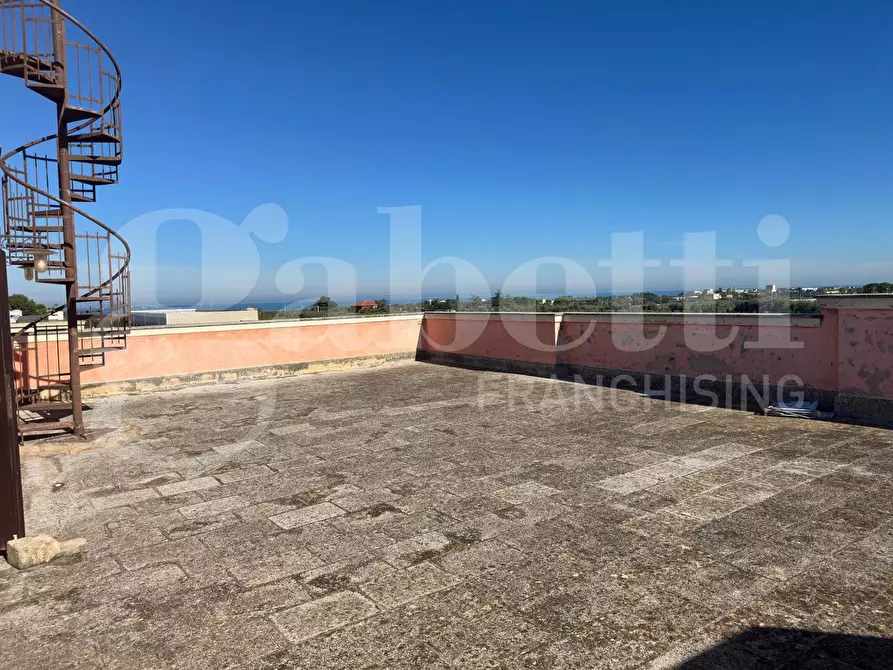 Immagine 36 di Villa in vendita  in Via Carrara Lama Di Macina a Bisceglie