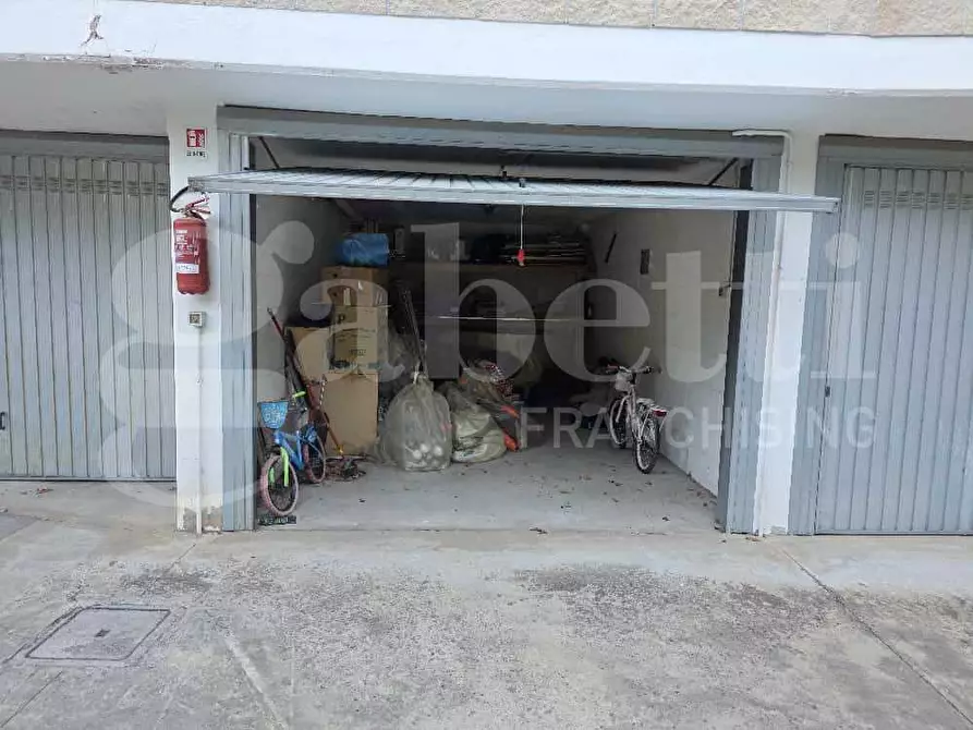 Immagine 29 di Appartamento in vendita  in Via Ardara, 32 a Roma