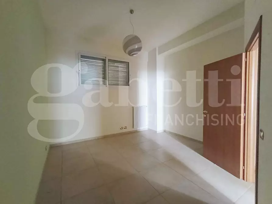 Immagine 17 di Appartamento in vendita  in Viale EUROPA, 337 a Ragusa