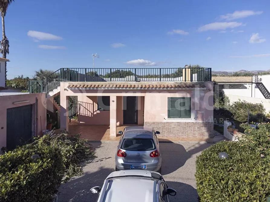 Immagine 4 di Villa in vendita  in Via Libeccio Trav.2, 6 a Avola