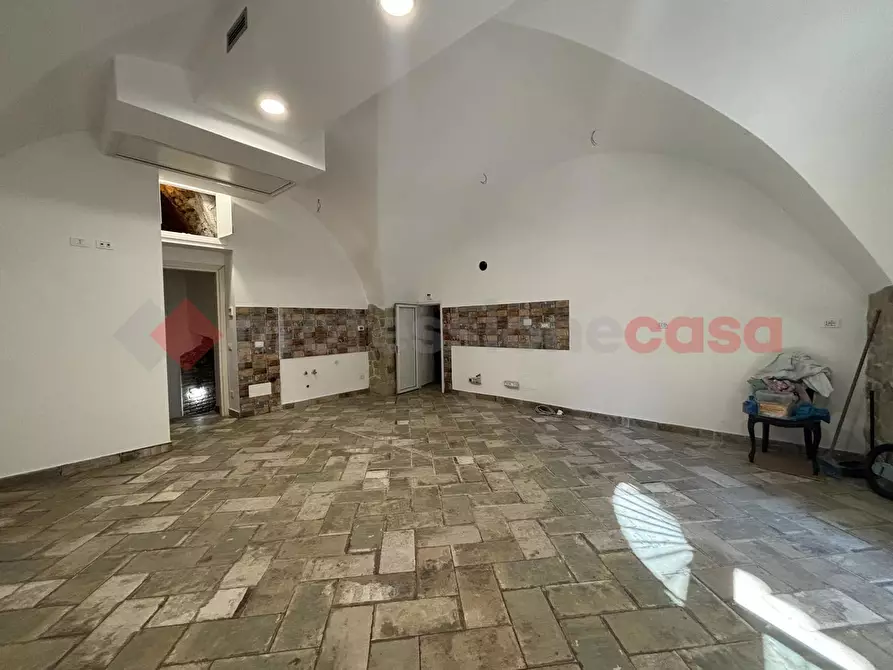 Immagine 23 di Negozio in vendita  in Via moele tosi, 2 a Paliano