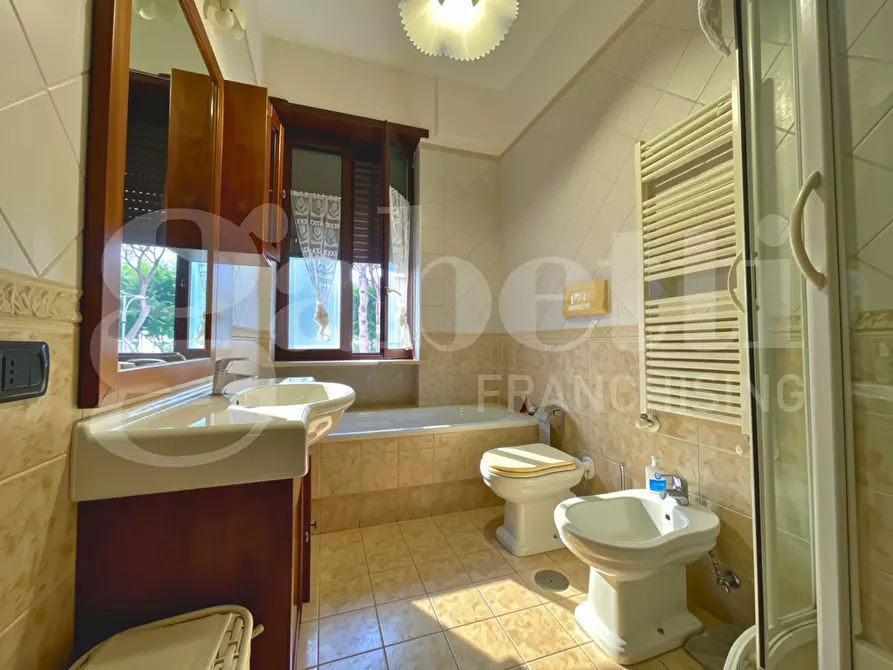 Immagine 19 di Appartamento in vendita  in Via E. Filiberto, 9 a Gaeta