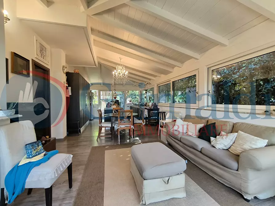 Immagine 45 di Villa in vendita  in Via Baronato del Pellegrino a Messina