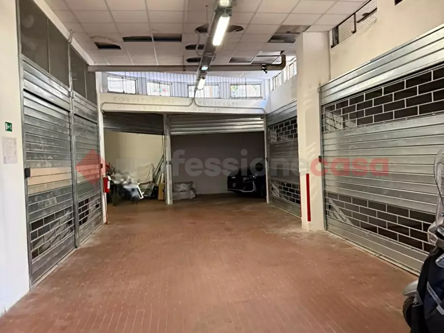 Immagine 13 di Box auto in vendita  in Via Alessandro Luzio, 38 a Roma