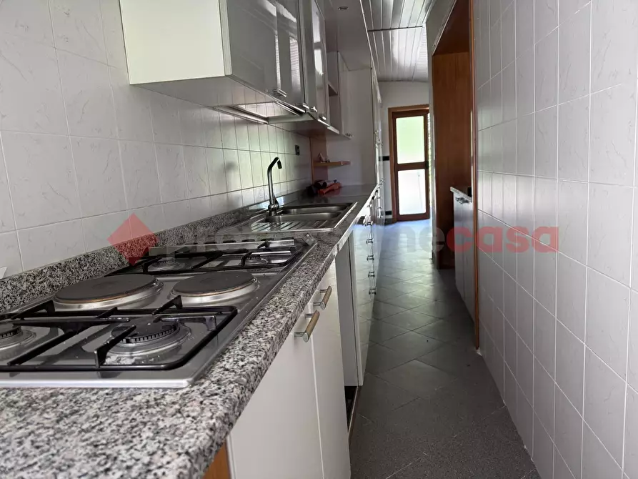 Immagine 20 di Villa in vendita  in Via VILLA INDIPENDENTE IN VIALE PRIMO MAGGIO, SNC a Filiano