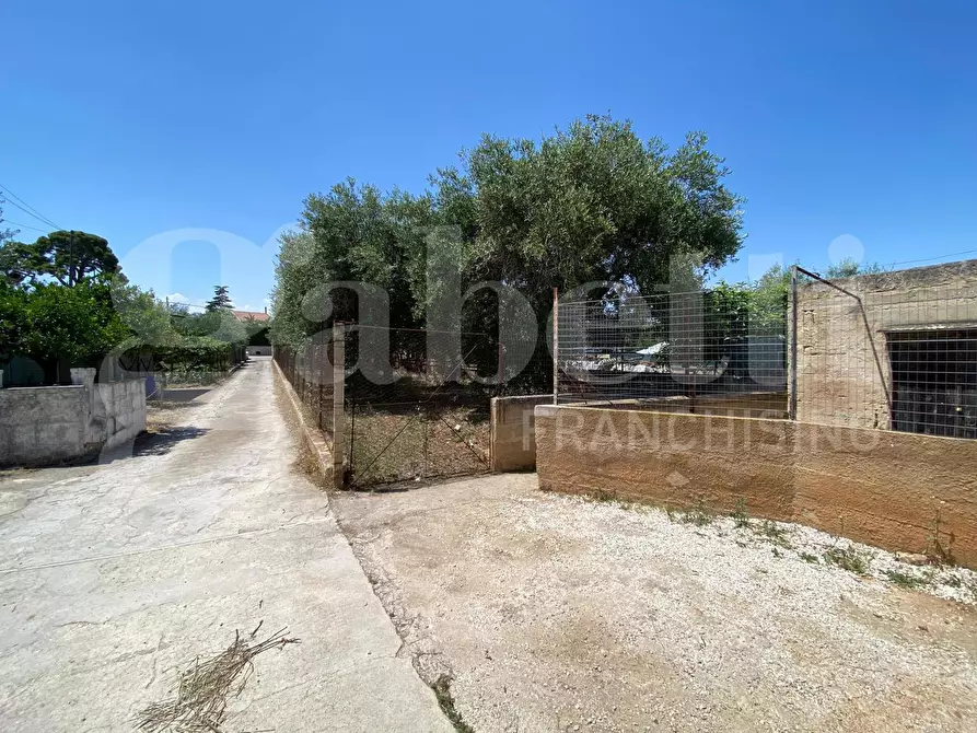 Immagine 3 di Terreno residenziale in vendita  in Via Capirro I a Trani