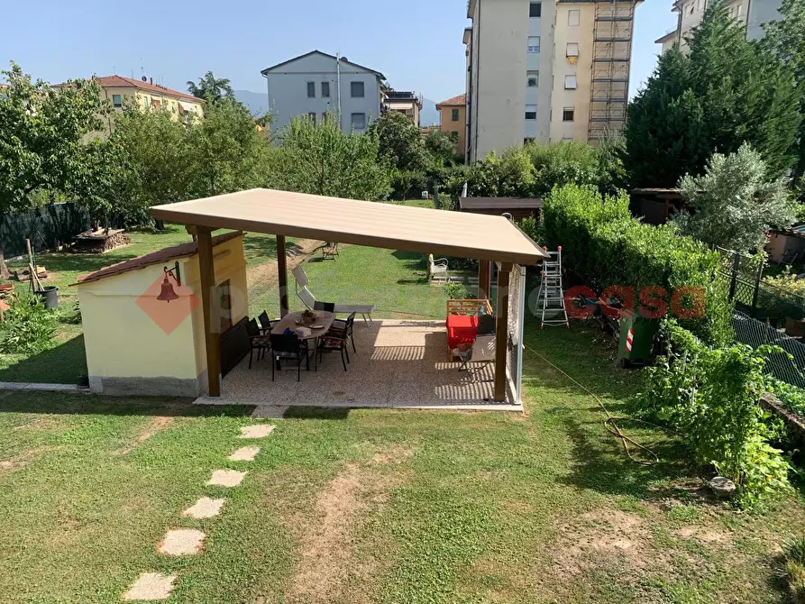 Immagine 3 di Casa bifamiliare in vendita  in Via di boboli, 12 a Lucca