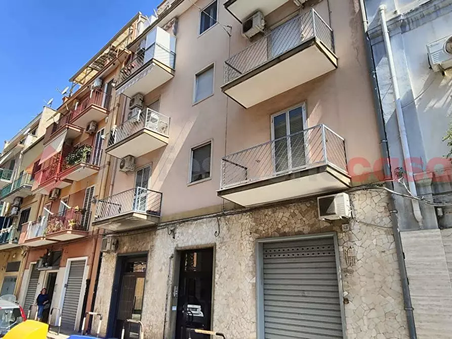 Immagine 3 di Appartamento in vendita  in Via ISONZO a Bari