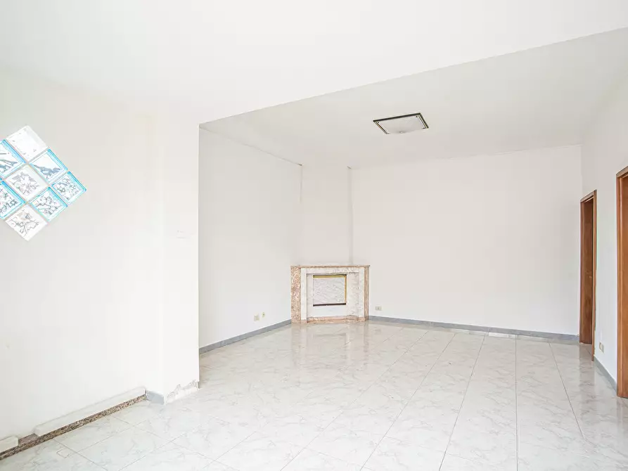Immagine 6 di Attico in vendita  in Via Capo Palinuro, 24 a Roma