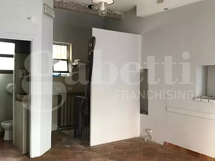 Immagine 4 di Negozio in affitto  in Via di Monteverde, 53/A a Roma