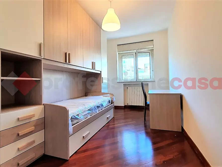 Immagine 17 di Appartamento in vendita  in Via ANGIULLI a Bari