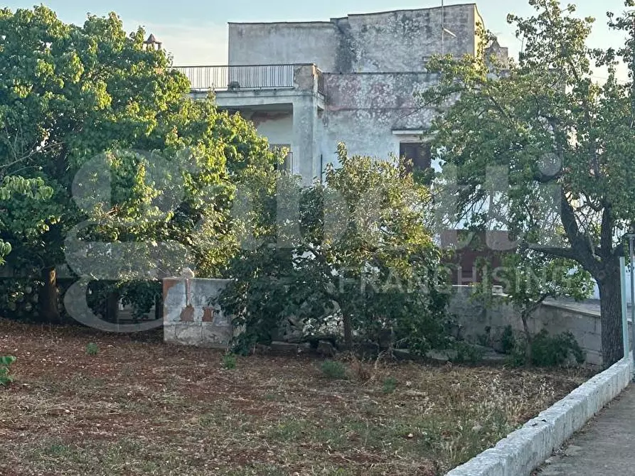 Immagine 1 di Villa in vendita  in Contrada Fiorentino, sn a Ostuni