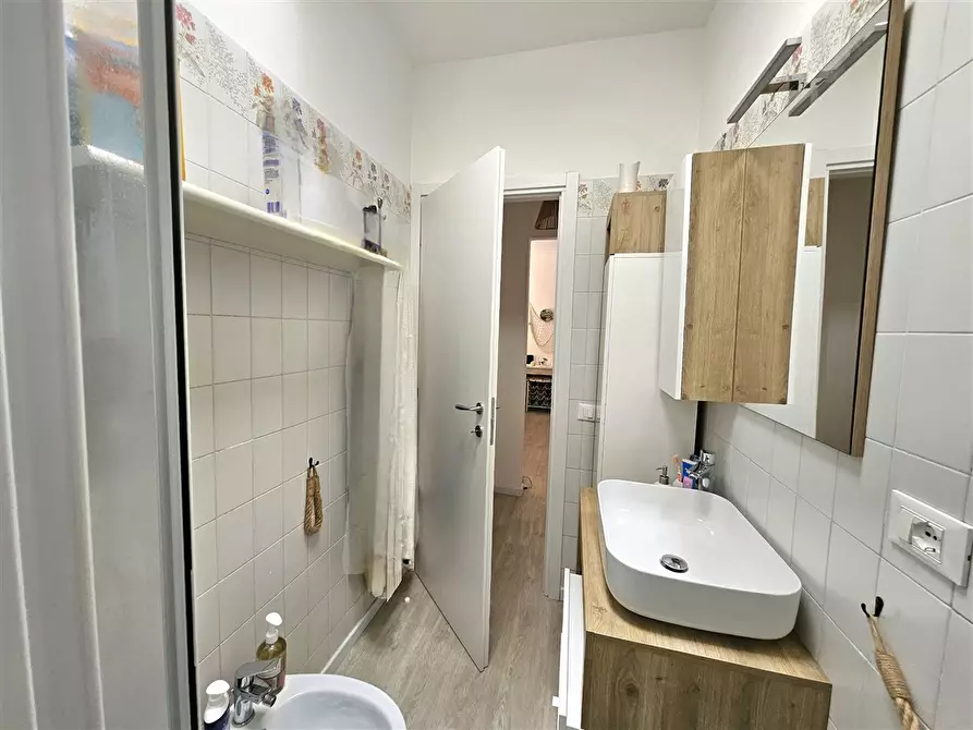 Immagine 11 di Appartamento in vendita  in Via DEL BALICO, 1 a Massa