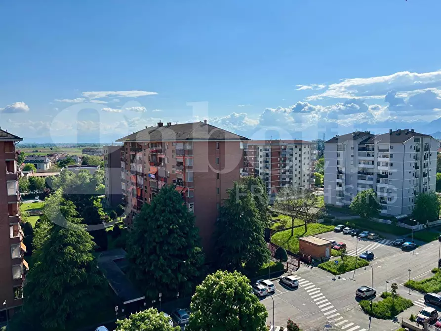 Immagine 11 di Appartamento in vendita  in Via Marconi, 11 a Orbassano