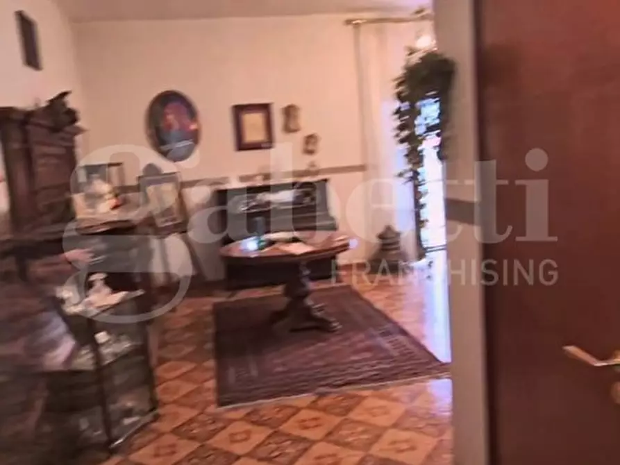 Immagine 3 di Appartamento in vendita  in Corso Umberto I, 68 a Torre Annunziata