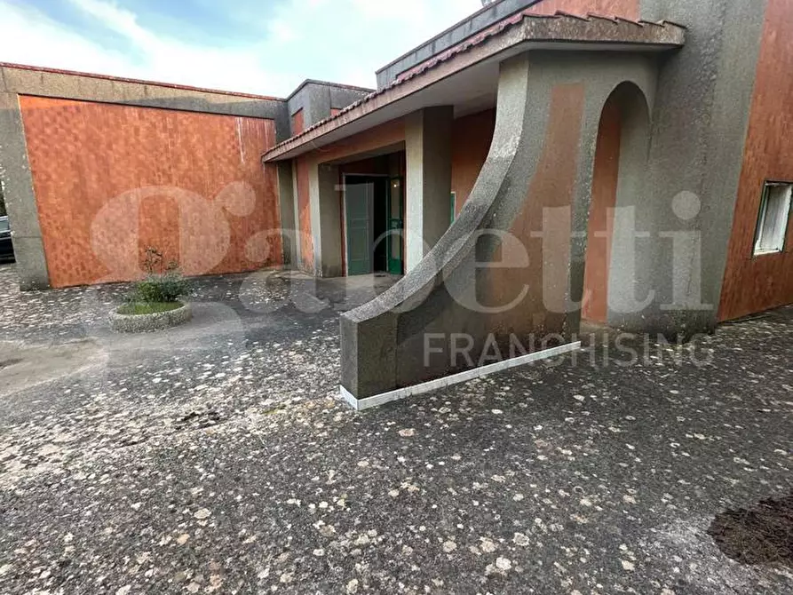 Immagine 11 di Villa in vendita  in Contrada Fiorentino, sn a Ostuni