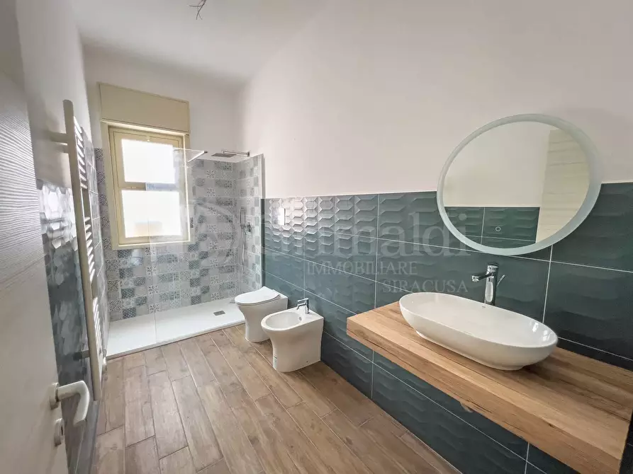 Immagine 8 di Appartamento in vendita  in Via PaternÃ² a Siracusa