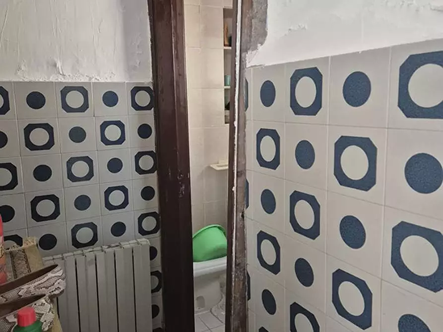 Immagine 30 di Appartamento in vendita  in Corso Vittorio Emanuele III, 374 a Torre Annunziata